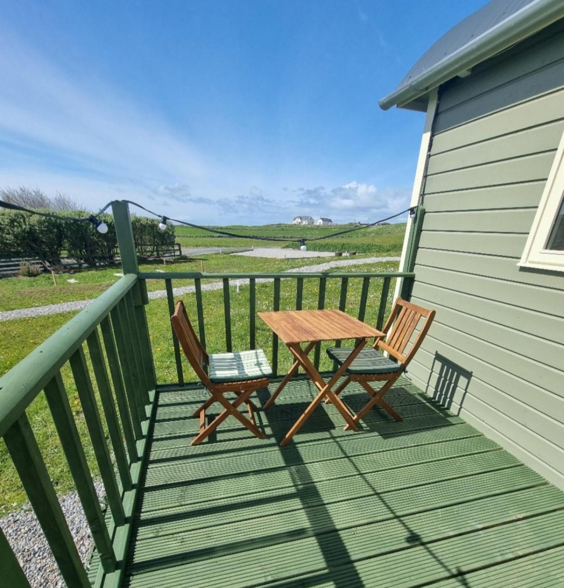 Вилла Wild Meadow Huts Дулин Экстерьер фото