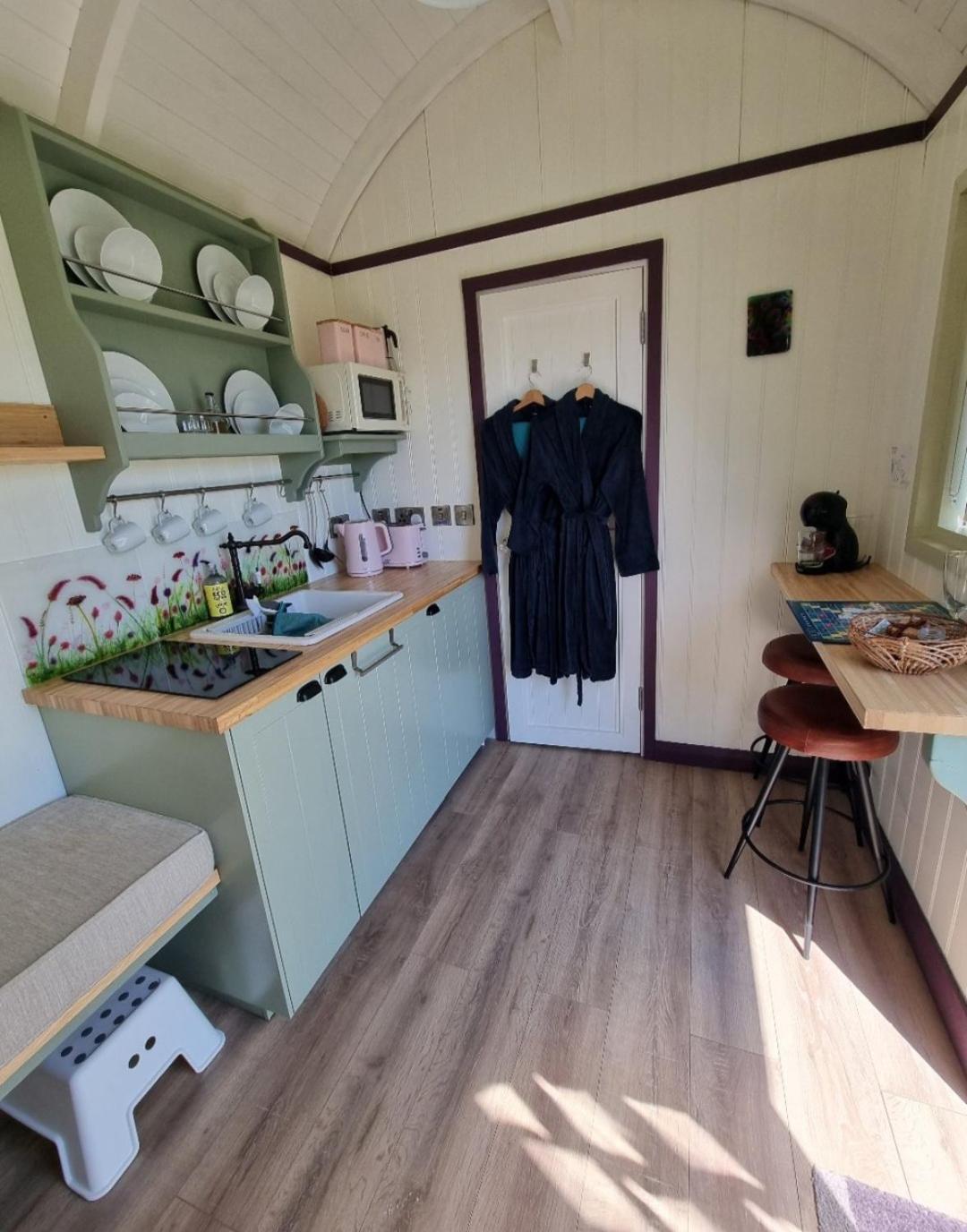 Вилла Wild Meadow Huts Дулин Экстерьер фото